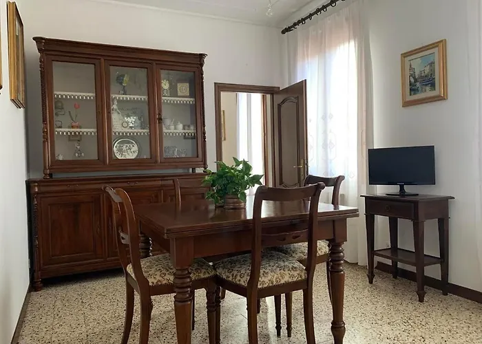 Damiana Apartment